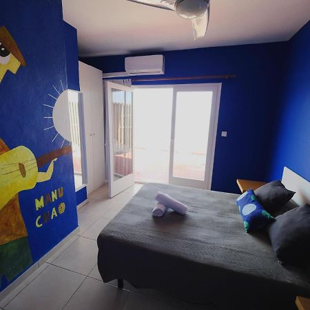 Hostal Giramundo مدينة إيبيزا المظهر الخارجي الصورة