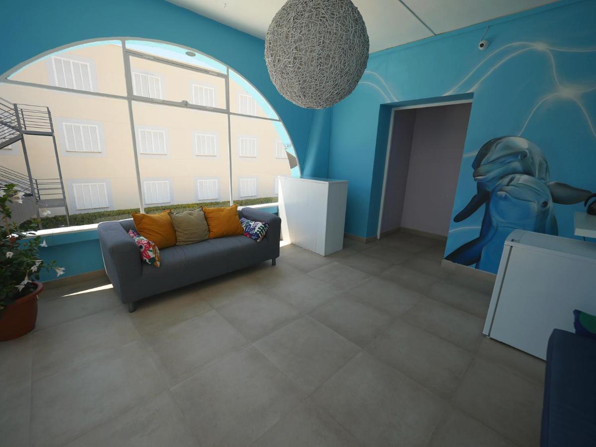 Hostal Giramundo مدينة إيبيزا المظهر الخارجي الصورة