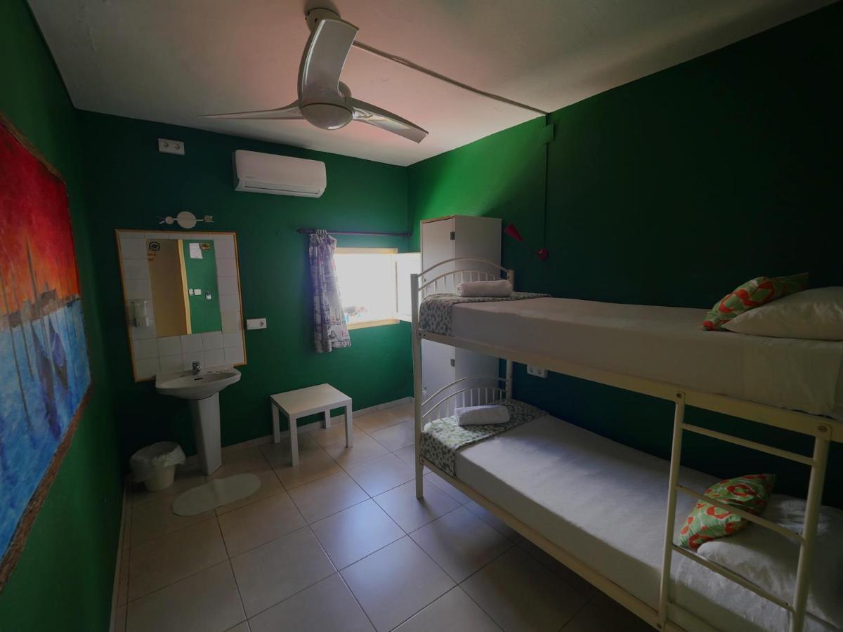 Hostal Giramundo مدينة إيبيزا المظهر الخارجي الصورة